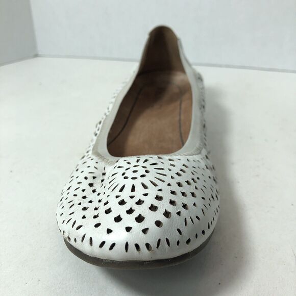 Vionic Ballet Flats Womens Size 6.5 Robyn White Perforated Upper Slip On C3 - Picture 4 of 15